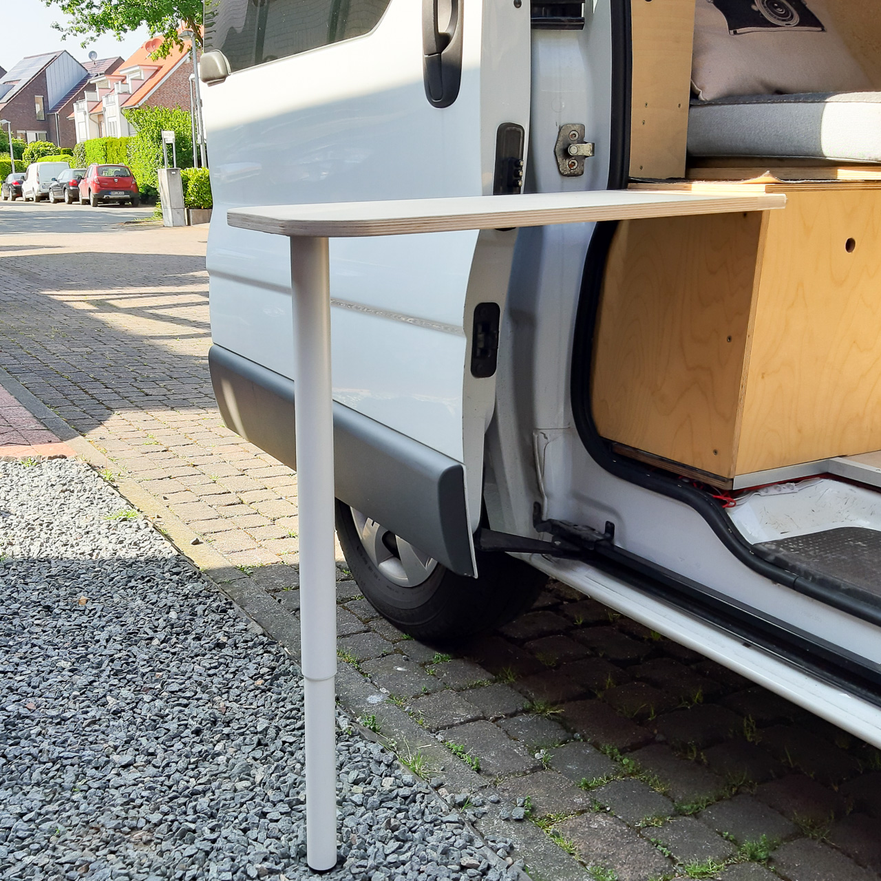 höhenverstellbarer Tisch